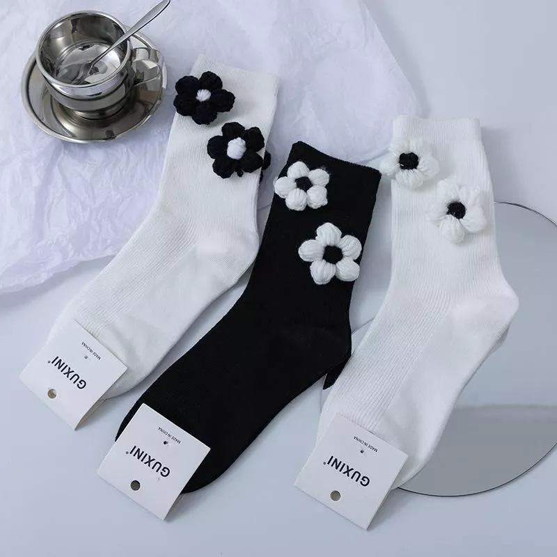 Black and White Socks Women All Cotton Socks Knit Flowers Sweet INS Stereo Handmade Socks Long Socks Black and White Socks Women All Cotton Socks Knit Flowers Sweet INS Stereo Handmade Socks Long Socks